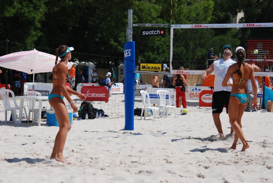 Beach volleyball ass shots 