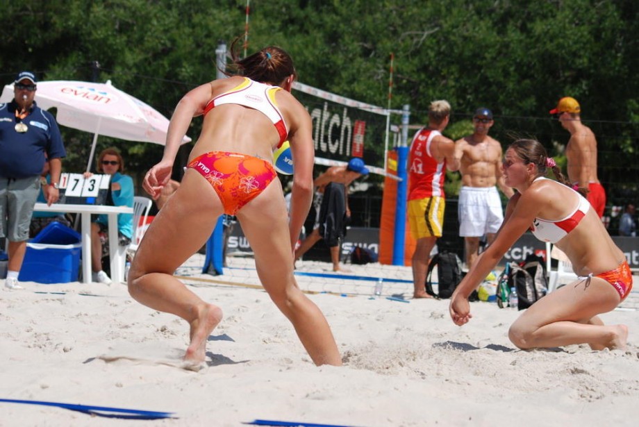 Beach volleyball ass shots 