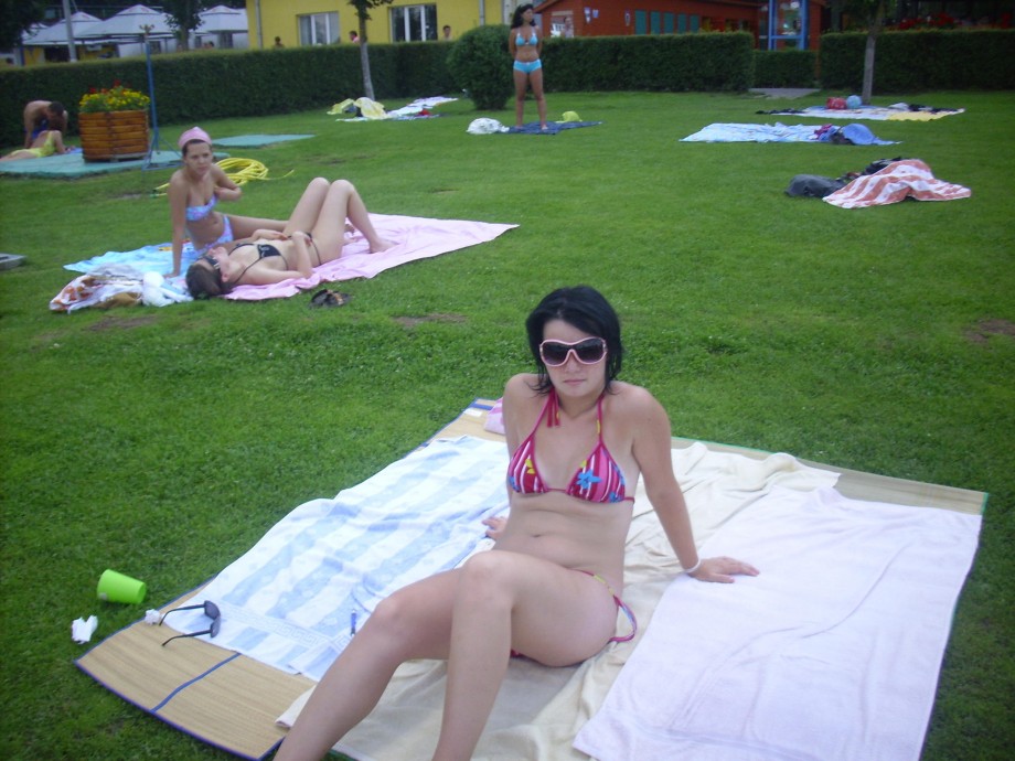 One day at open air pool with nude girlfriend