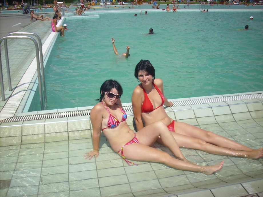 One day at open air pool with nude girlfriend