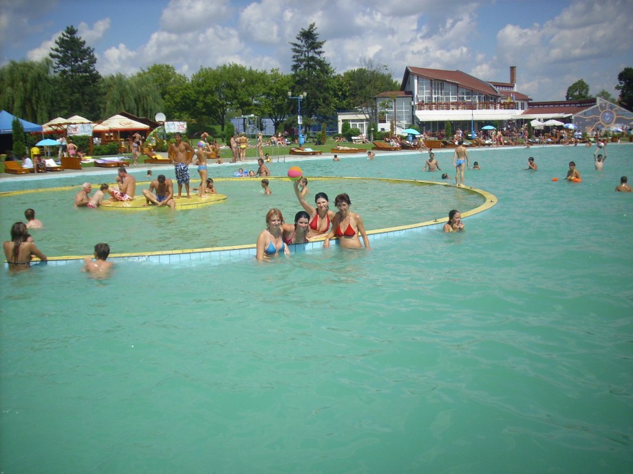 One day at open air pool with nude girlfriend
