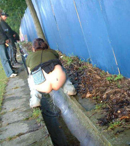 Funny amateurs girl peeing - pissing in public 05