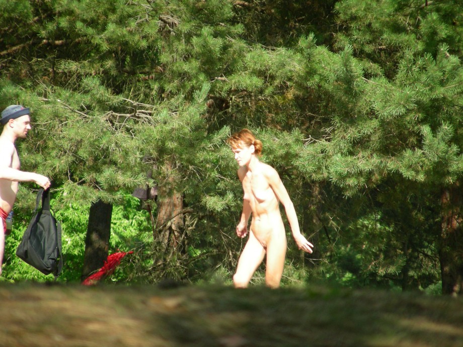 Amateur nudist camping  -  voyeur pics