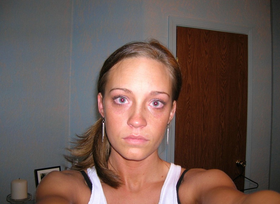 Girl posing in bedroom 