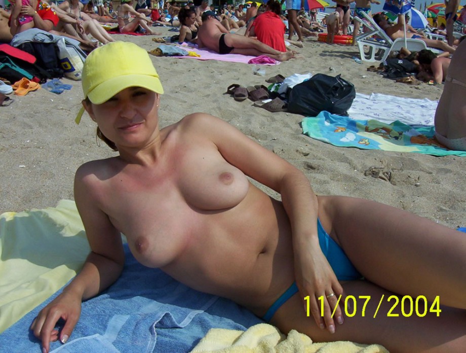 Hot beach 01