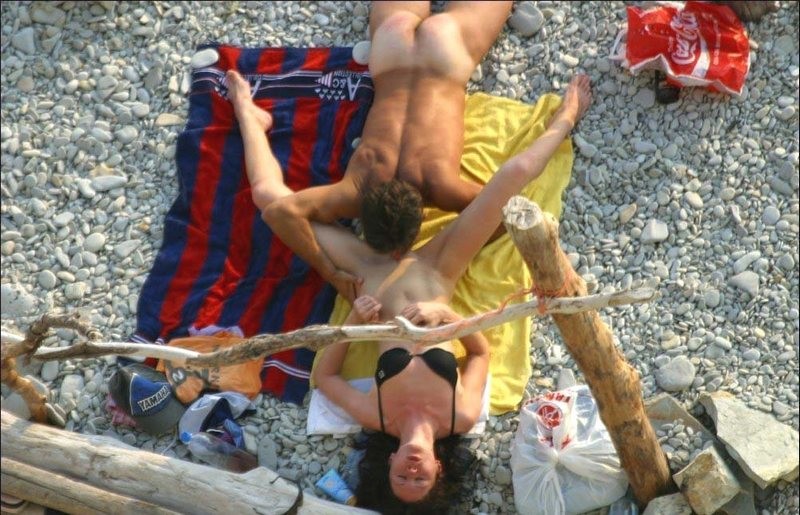 Beach voyeur - couples having fun fuck