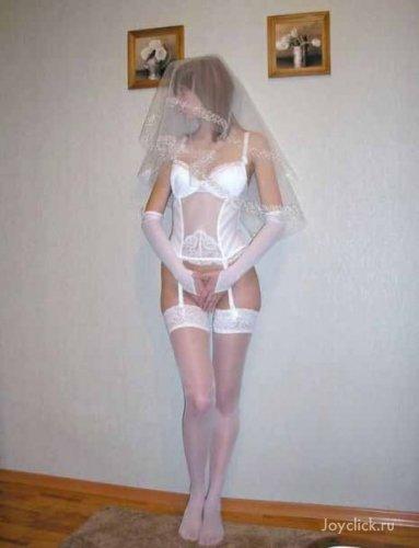 Russian brides pose 