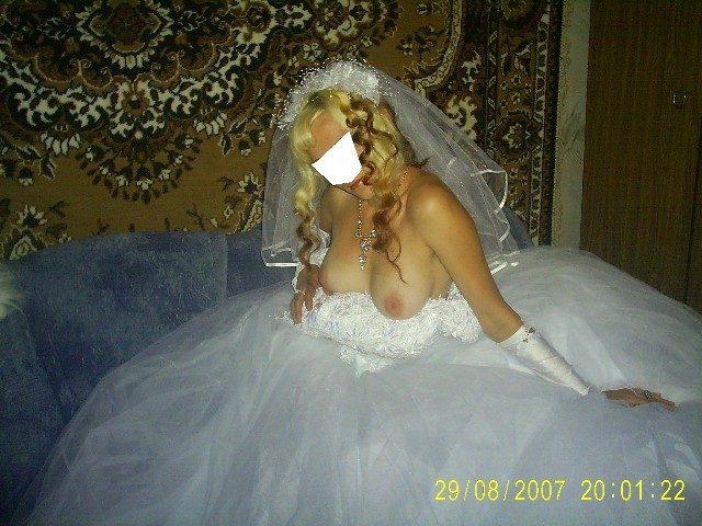 Russian brides pose 
