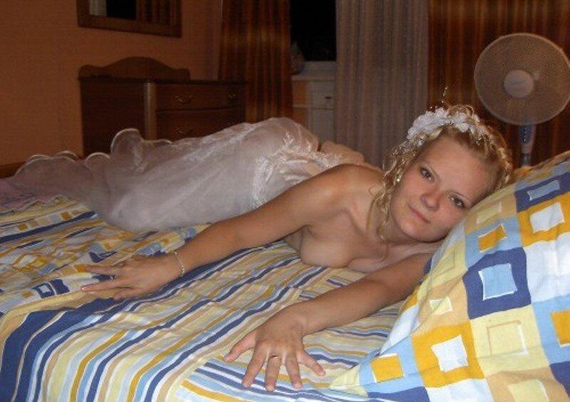 Russian brides pose 