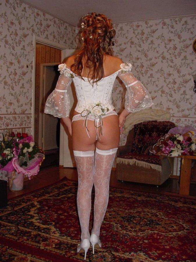 Russian brides pose 