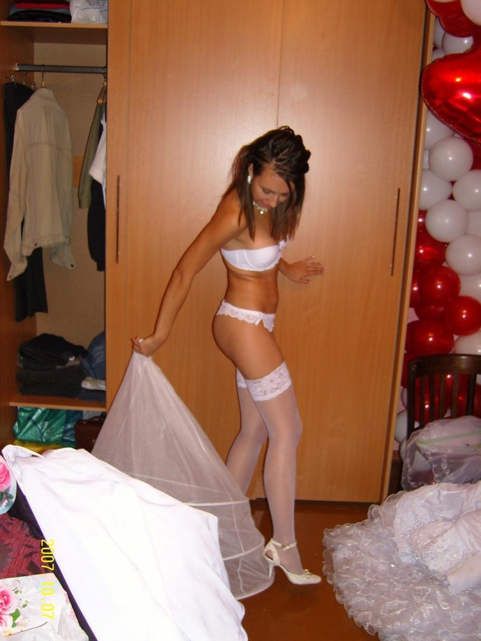 Russian amateur girl serie 289 - bride