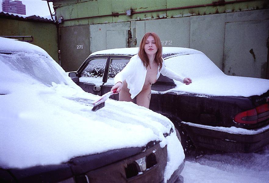 Russian amateur girl serie 282 - on snow
