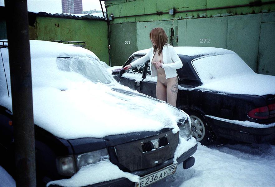 Russian amateur girl serie 282 - on snow