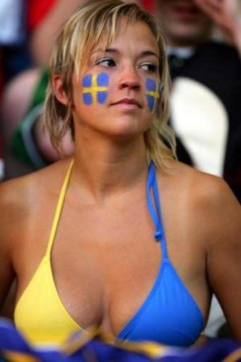 Sexy soccer fans 