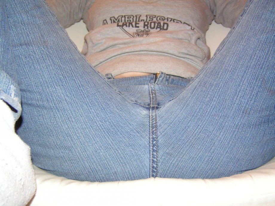 Teen girl in tight jeans 