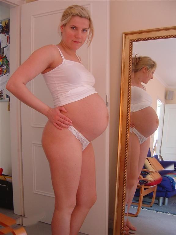 Blonde pregnant wife shows herself naked at home 