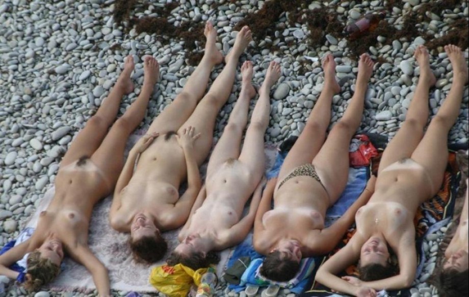 I love the nudist beach 