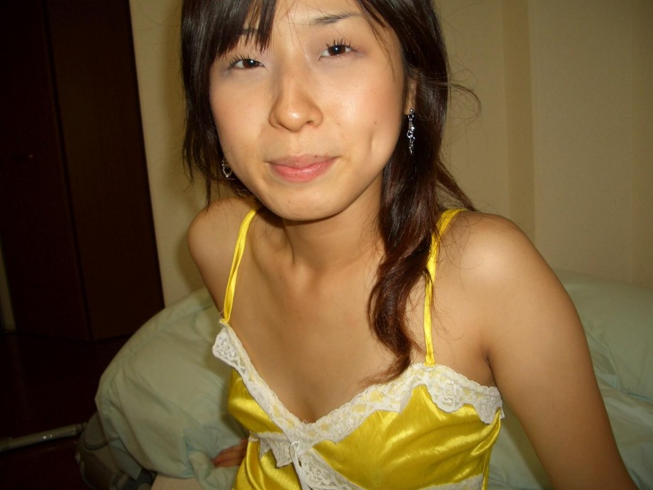 Young chinese has unprotected sex (part 2 of 6) 