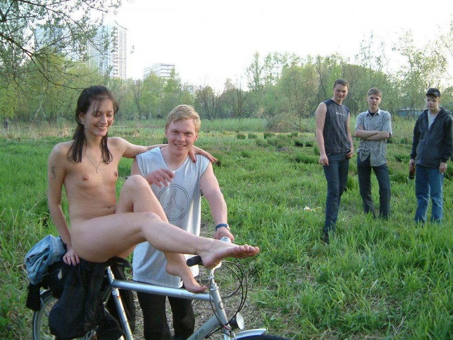 Russian slut posing naked