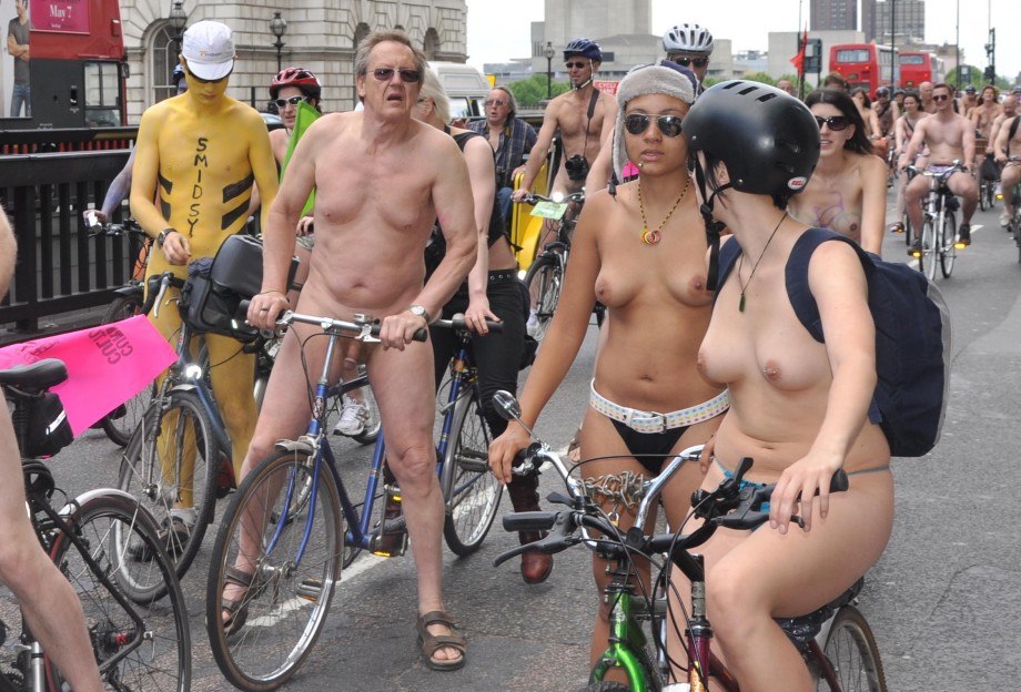 Naked teens on the bikes