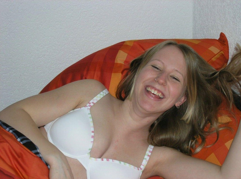 Blond with nosering and puffy nipples 