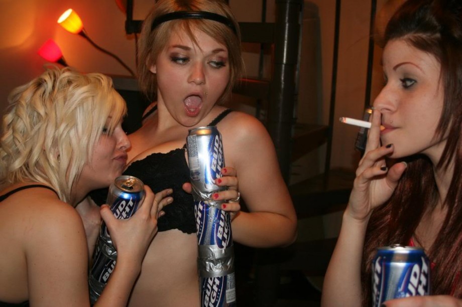 Drunk emo bailys girls nite bra n panty party