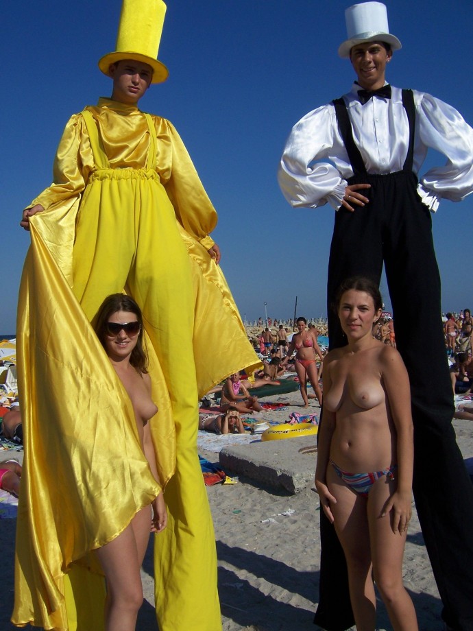 Topless girls and sand (romanian beaches) 001