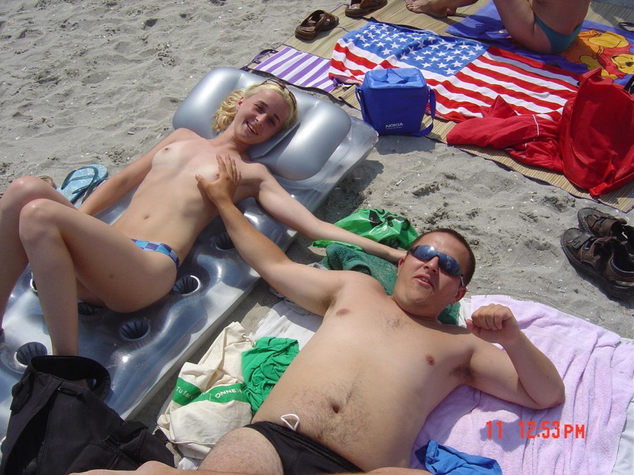 Topless girls and sand (romanian beaches) 001