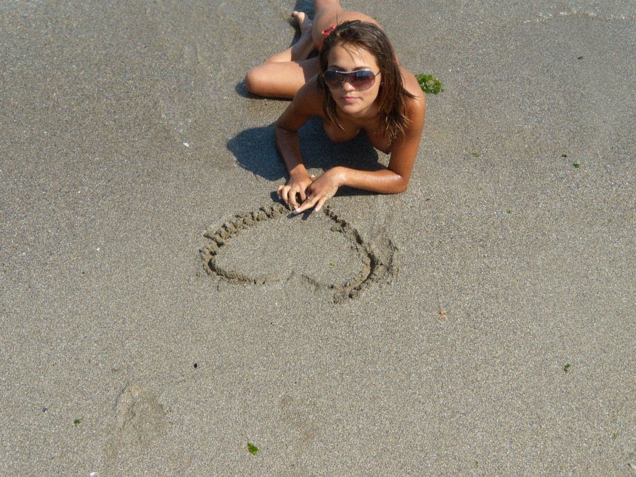 Topless girls and sand (romanian beaches) 001