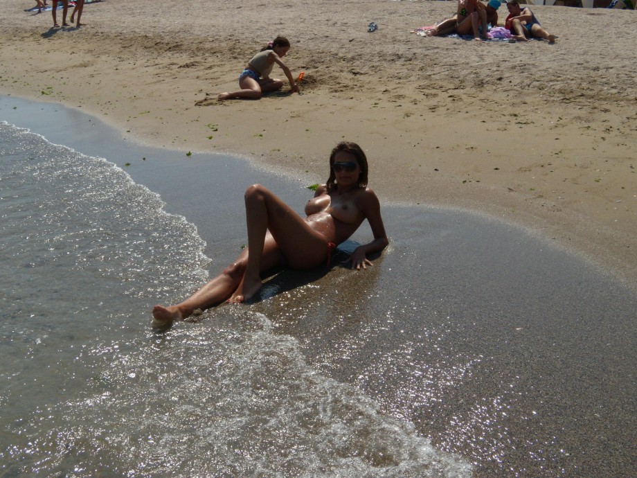 Topless girls and sand (romanian beaches) 001