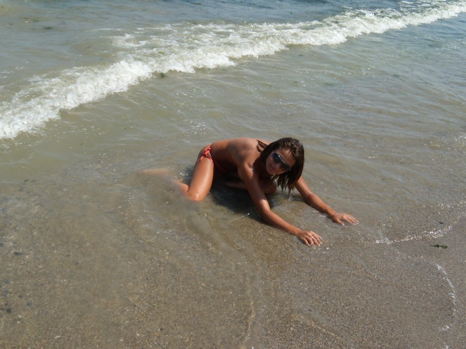 Topless girls and sand (romanian beaches) 001