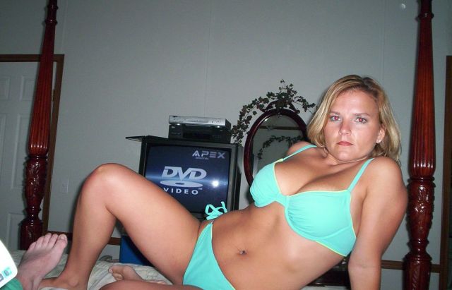 Chubby blonde milf
