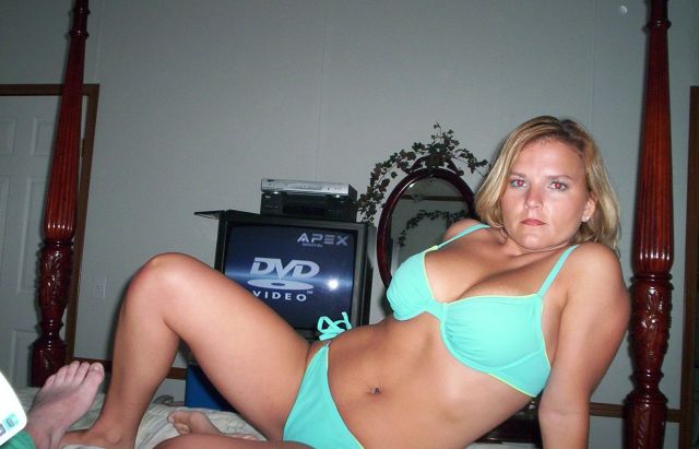 Chubby blonde milf