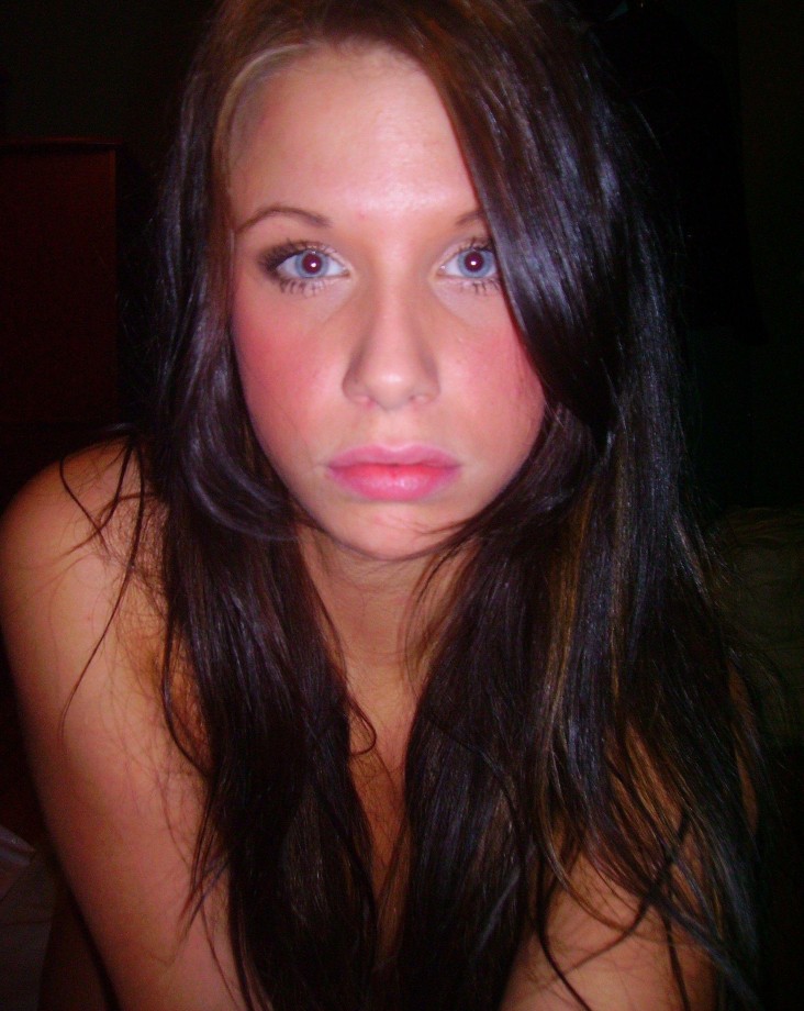 Amateur sweet teen