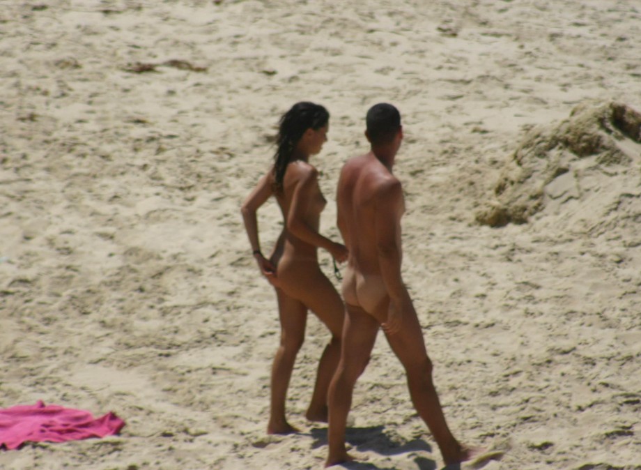 Sex and nudist at the beach