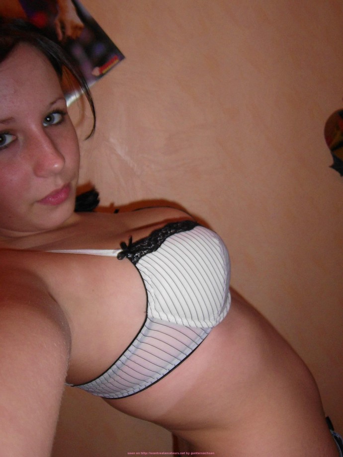 Chubby teen selfshots