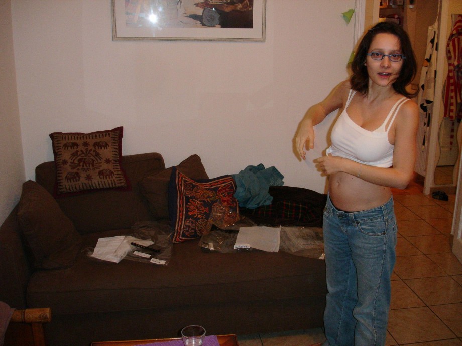 Pregnant milf with glassesposing 