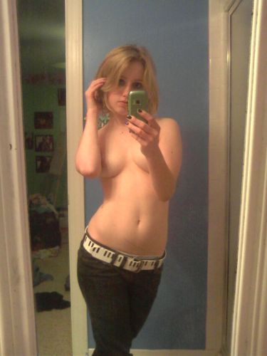 Blonde teen selfpics