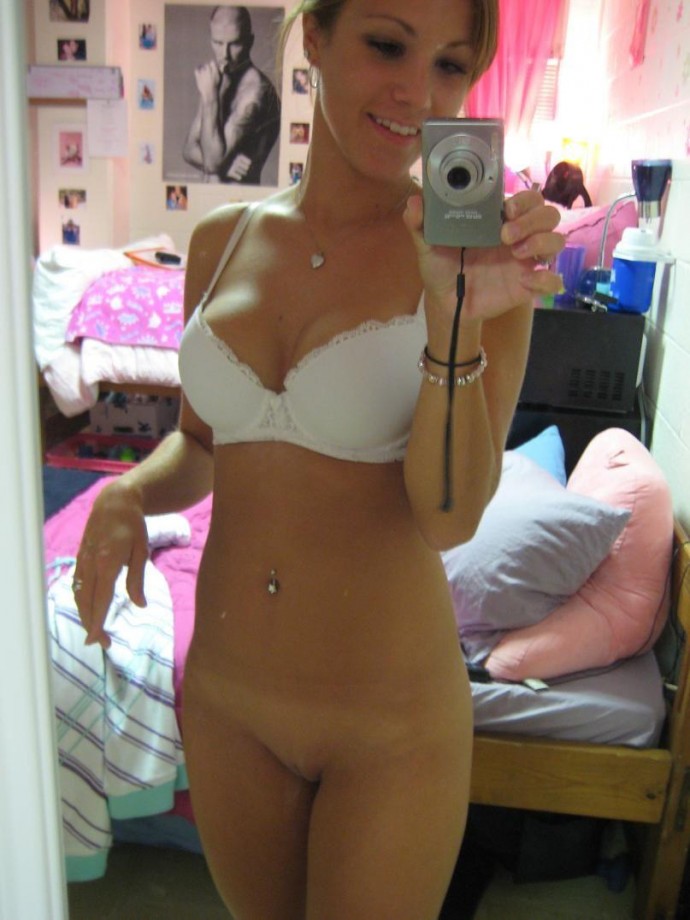 Amateur blonde with big boobs and her selfshots
