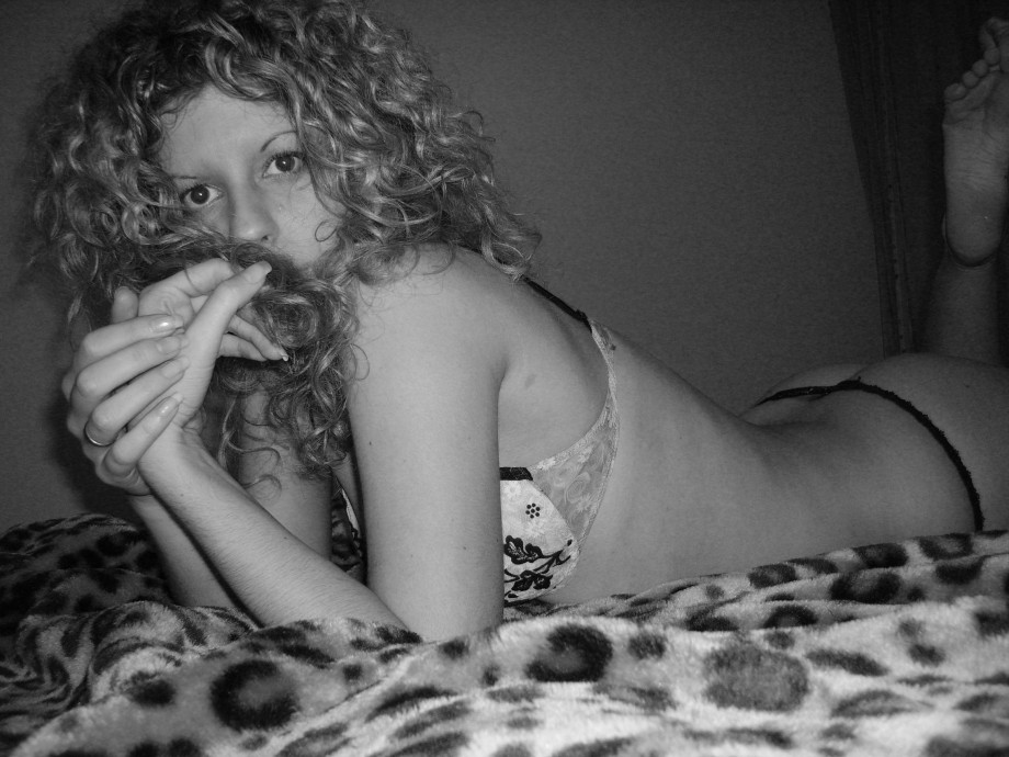 Amateur girl - curly sue 
