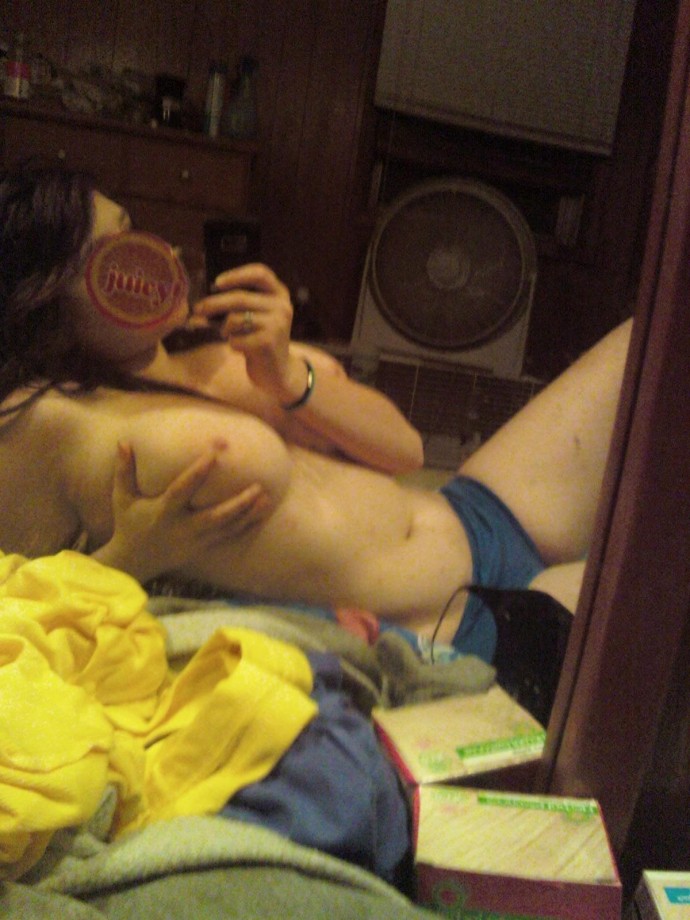 Emo with big boobs and masturbation self pics