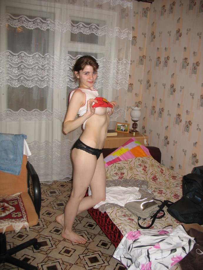 Young girlfriend naked at home