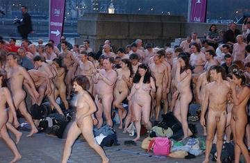 Nude groups - couples naked in public