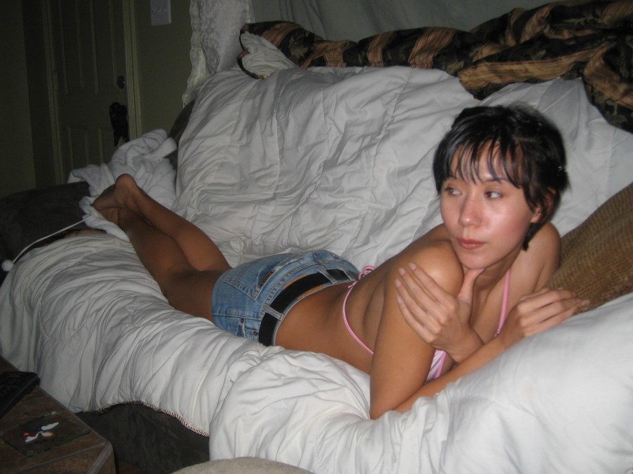 Naked asian wife