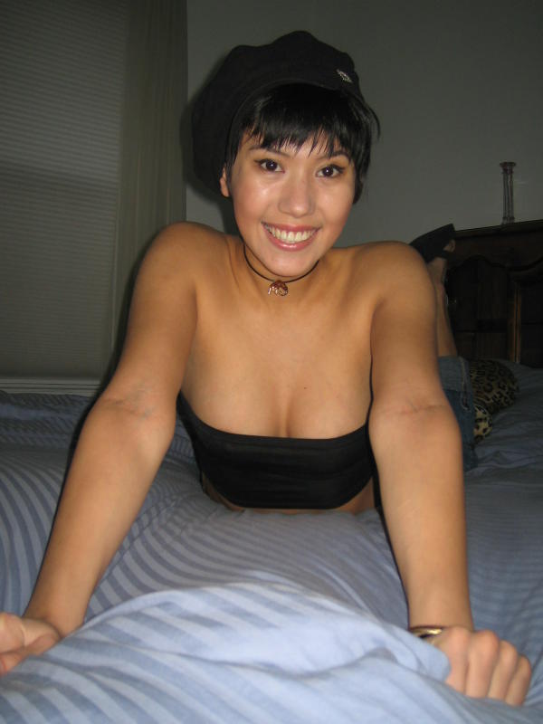 Naked asian wife