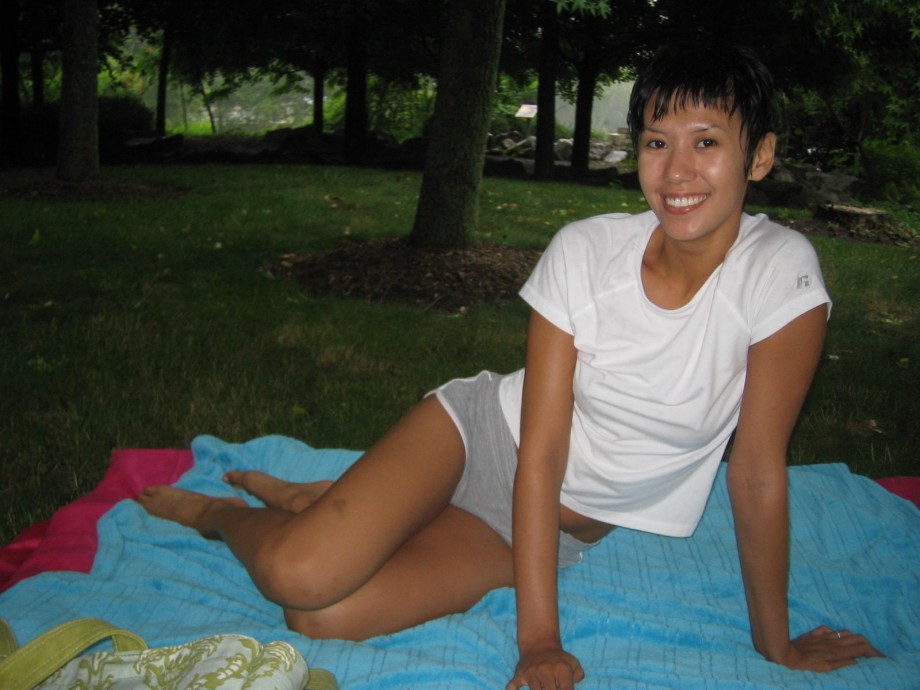 Naked asian wife