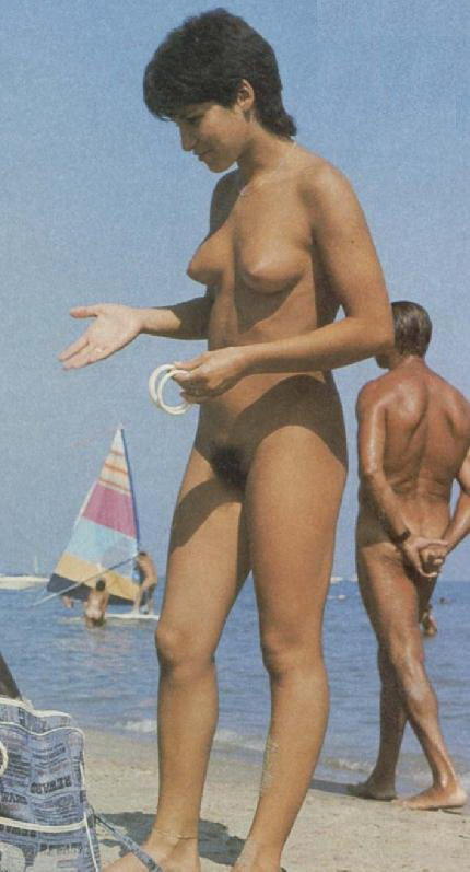 Vintage photos with nudist girls