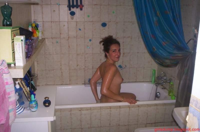 Girls in bath 37
