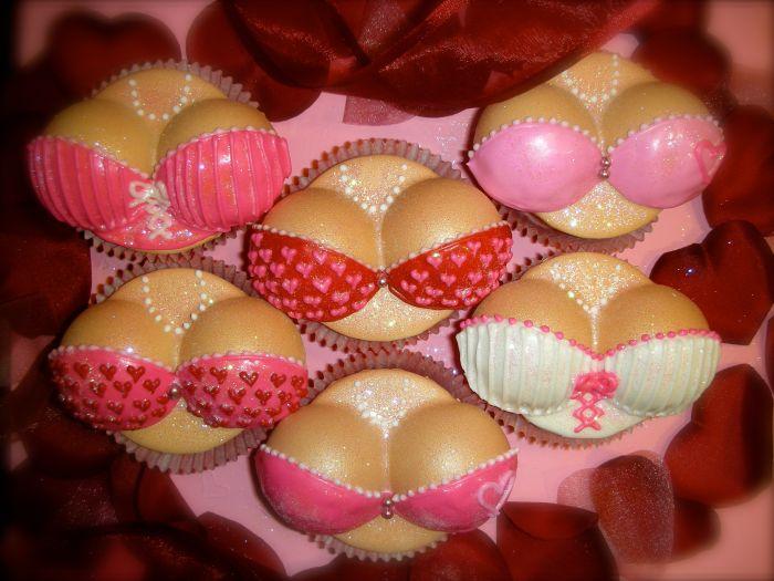 Boobs cakes