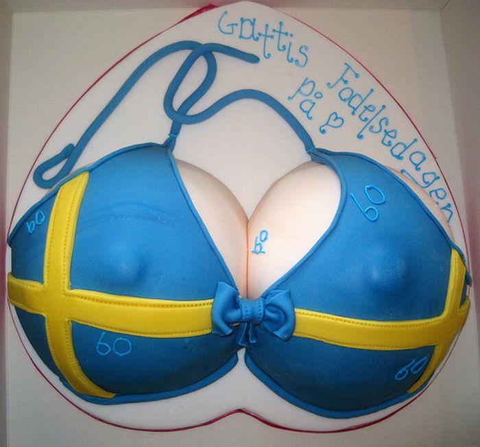 Boobs cakes